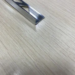 TR 125 хром Г-образный профиль из латуни для плитки 9-11,5 мм.